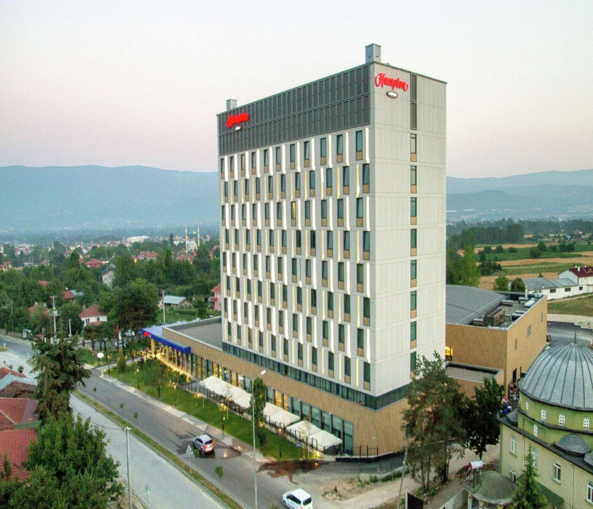 Hotel Hampton By Hilton Bolu Exterior foto