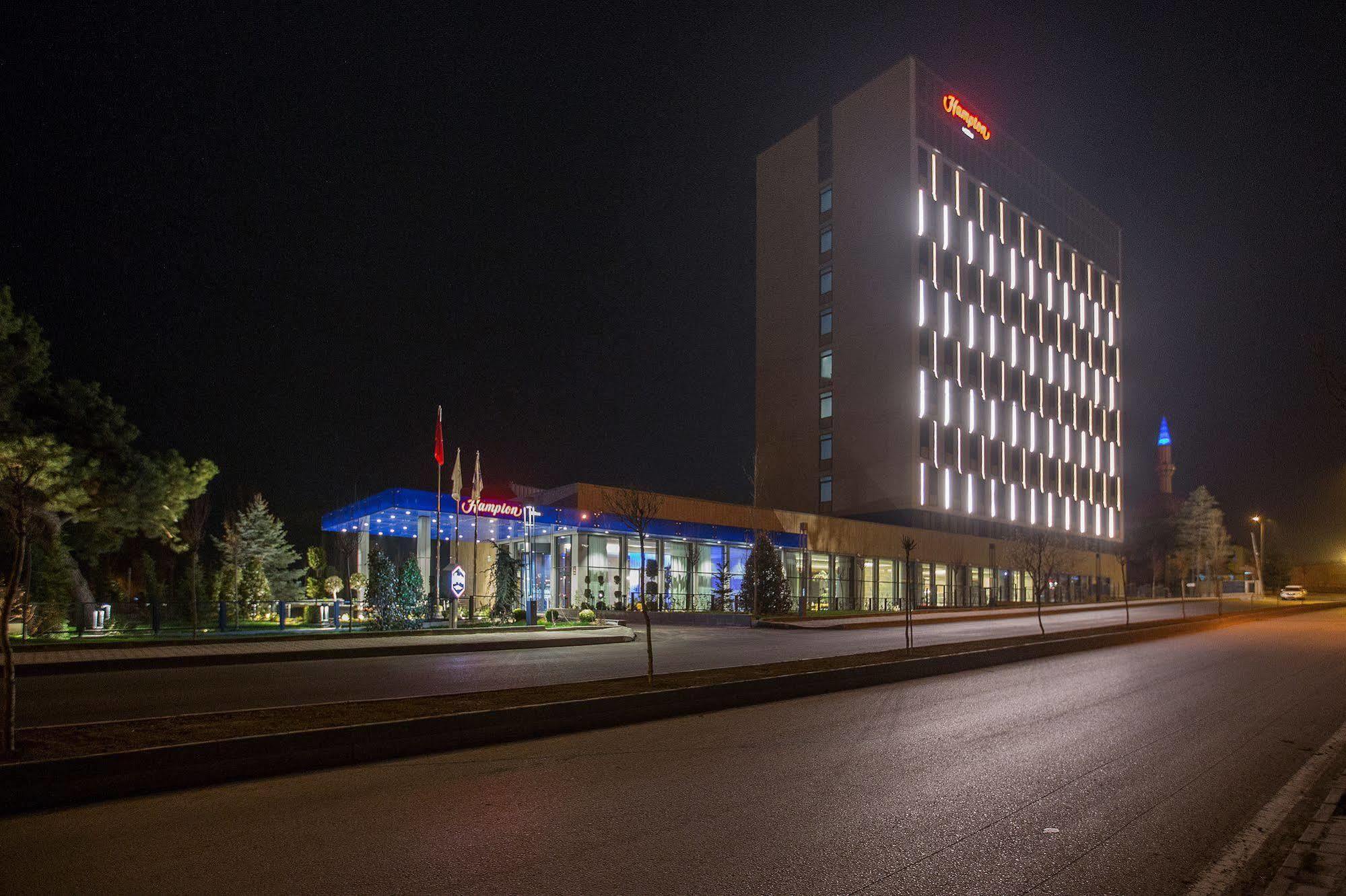 Hotel Hampton By Hilton Bolu Exterior foto