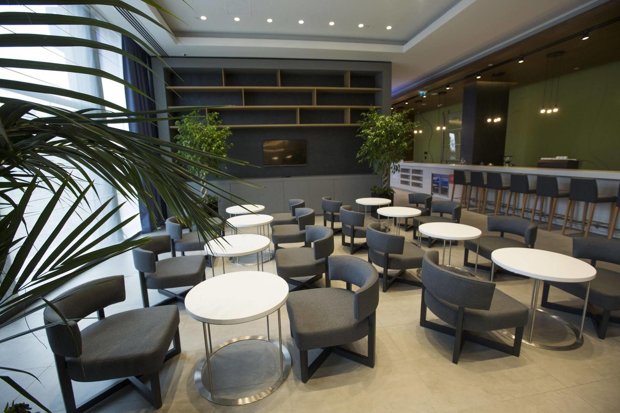 Hotel Hampton By Hilton Bolu Exterior foto
